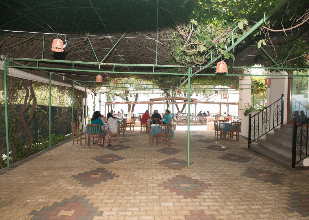 Morfoula Aparthotel Vatera Exterior photo